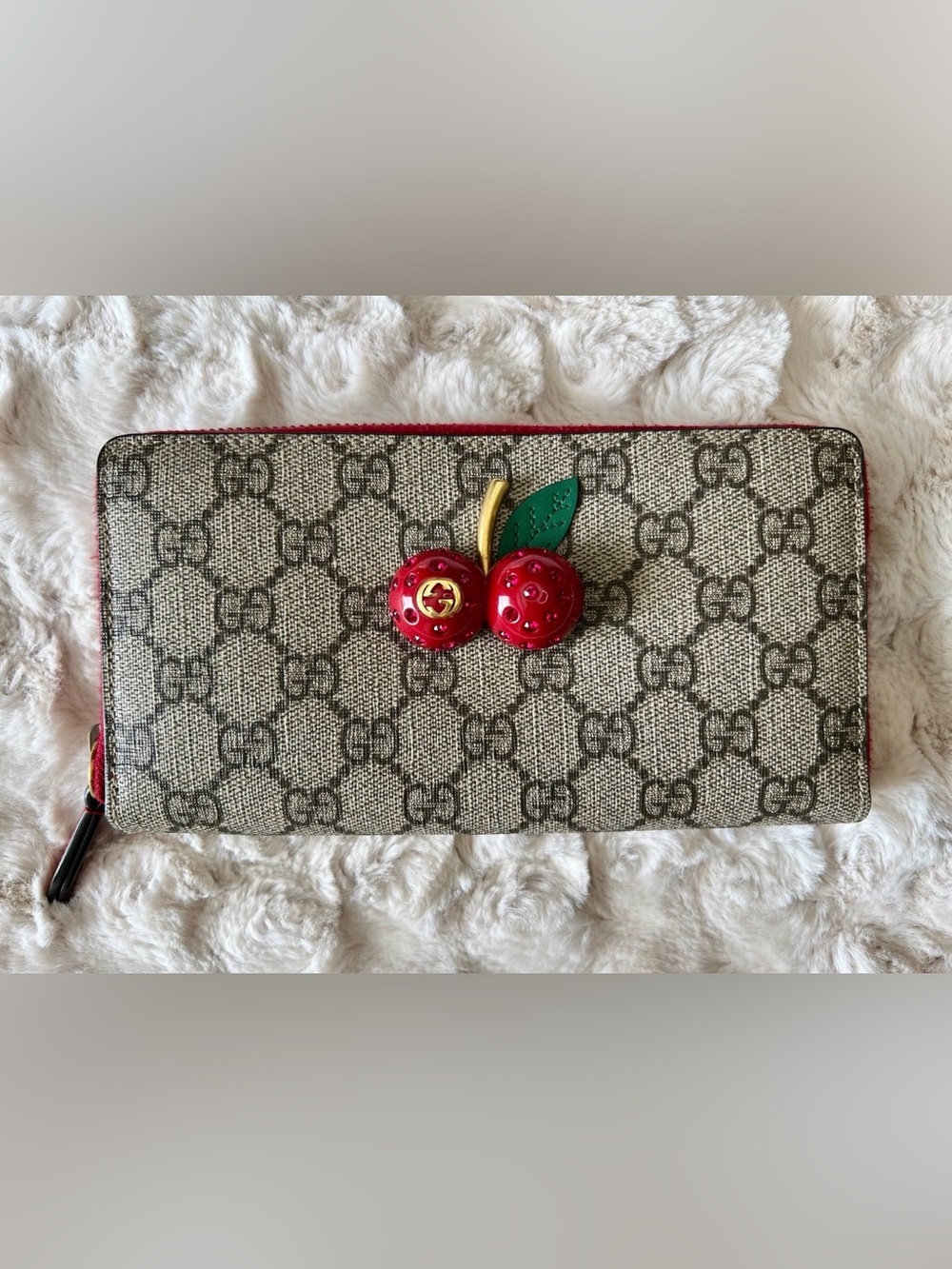 Gucci GG Supreme Cherry Zip-Around Wallet